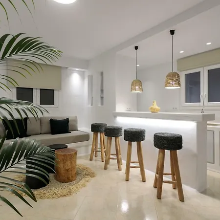 Iphimedeia Luxury & Hotel 3*