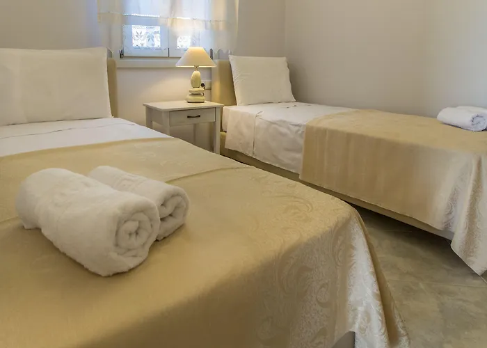 Hotel Iphimedeia Luxury & 3*