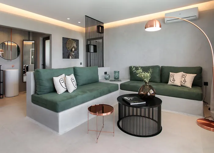 Iphimedeia Luxury & 3*