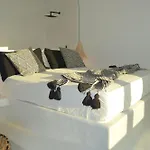 Hotel Iphimedeia Luxury & 3*