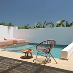 Iphimedeia Luxury & Szálloda