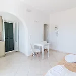 Iphimedeia Luxury & Hotel 3*