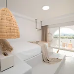 Hotel Iphimedeia Luxury & 3*