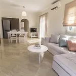 Hotel Iphimedeia Luxury Hotel & Suites Naxos City