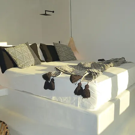 מלון Iphimedeia Luxury & 3*