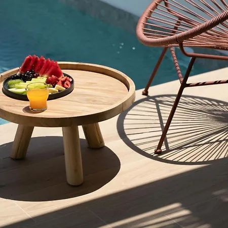 מלון Iphimedeia Luxury & 3*