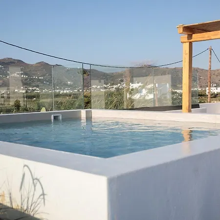 Iphimedeia Luxury & מלון