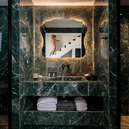 Iphimedeia Luxury & 3* Naxos City