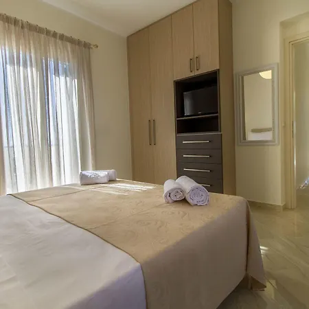 Iphimedeia Luxury & Naxos City