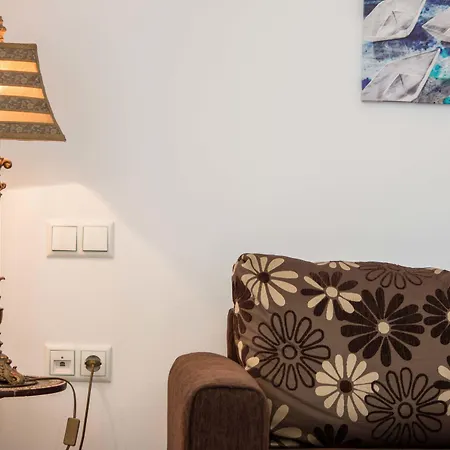 מלון Iphimedeia Luxury &