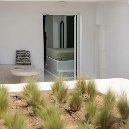 מלון Iphimedeia Luxury & Naxos City