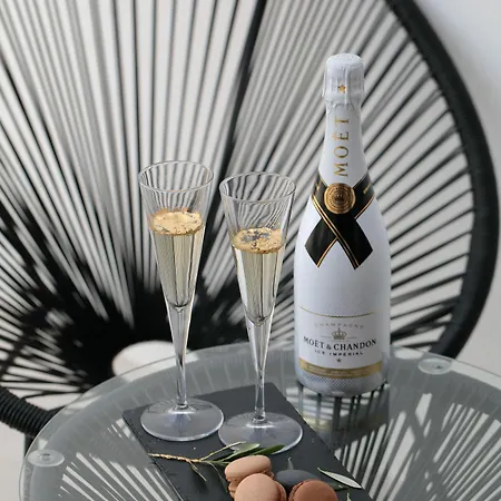 Iphimedeia Luxury & 3*