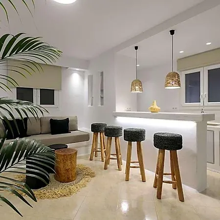 Hotell Iphimedeia Luxury Hotel & Suites 3*