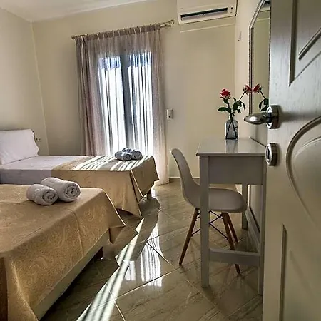 Hotell Iphimedeia Luxury Hotel & Suites