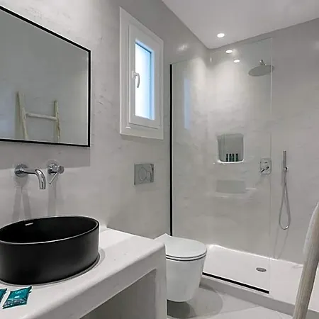 Iphimedeia Luxury Hotel & Suites Naxos City