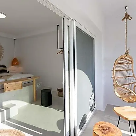 Hotell Iphimedeia Luxury Hotel & Suites