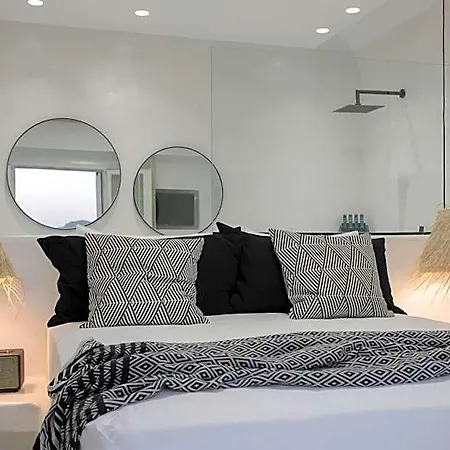 Iphimedeia Luxury Hotel & Suites Hotell 3*