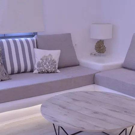 מלון Iphimedeia Luxury &