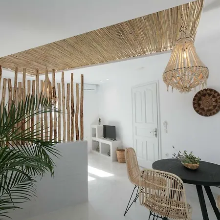 Διαμέρισμα Iphimedeia Luxury &