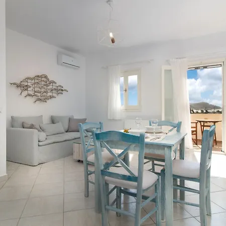 Iphimedeia Luxury & מלון