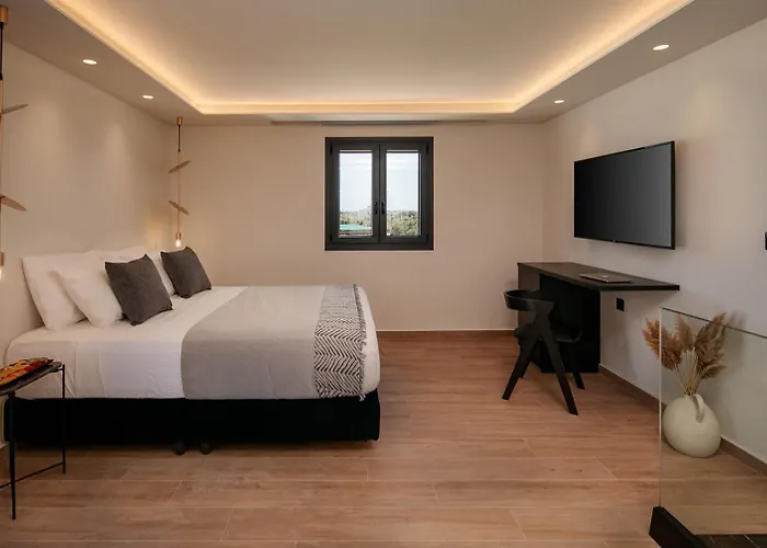 Iphimedeia Luxury Hotel & Suites