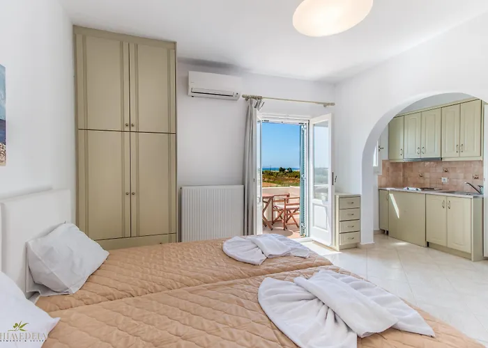 Hotel Iphimedeia Luxury Hotel & Suites