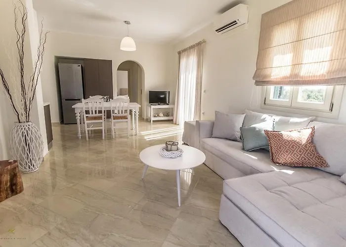 Hotel Iphimedeia Luxury Hotel & Suites Naxos City