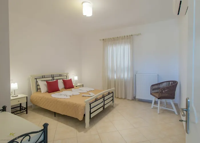 Iphimedeia Luxury Hotel & Suites Hotel